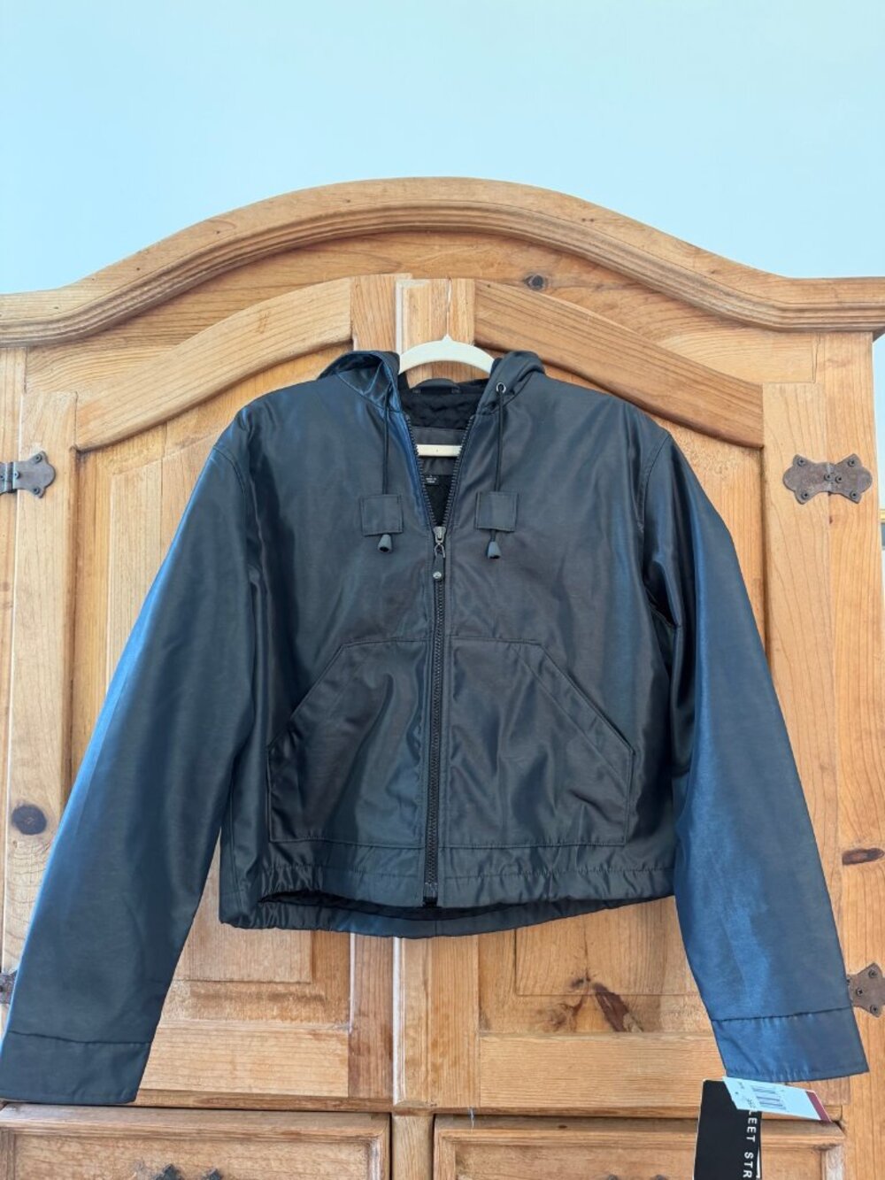 NWT Fleet Street Black Hooded Zip Jacket – Women's L